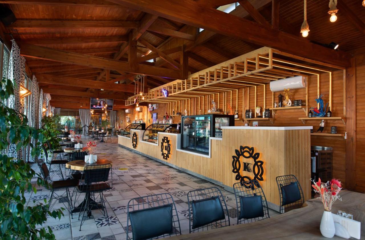 Kamelya Aishen Club & Aqua Ultra All Inclusive Kids Concept Side Exterior foto The interior of the restaurant