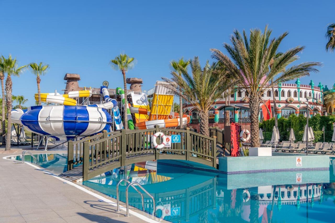 Kamelya Aishen Club & Aqua Ultra All Inclusive Kids Concept Side Exterior foto The water park at the hotel