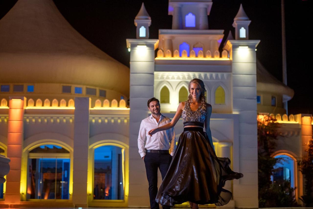 Kamelya Aishen Club & Aqua Ultra All Inclusive Kids Concept Side Exterior foto The Royal Palace